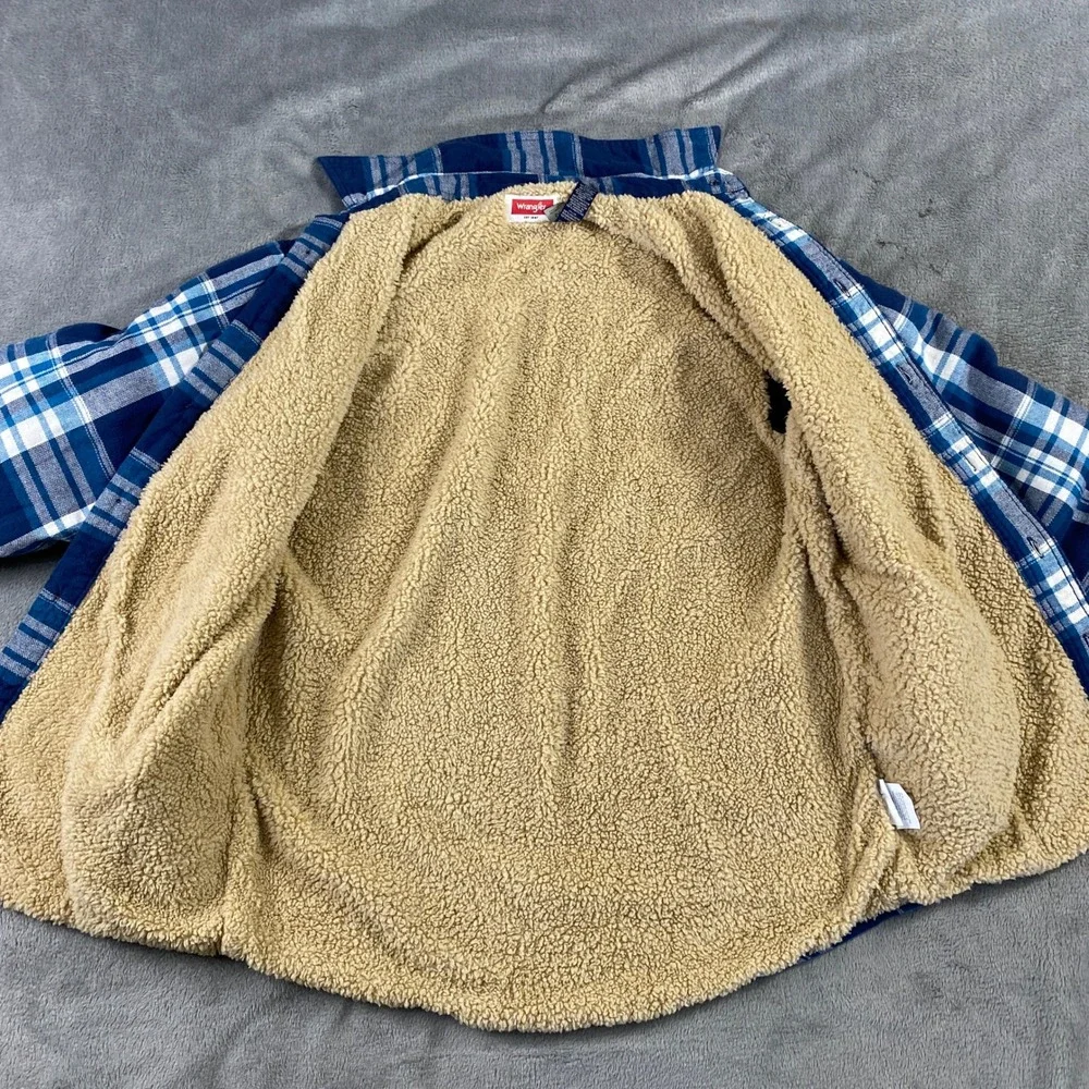 Wrangler Shirt Jacket Mens Small Blue Plaid Sherpa Lined Flannel Shacket HSP3SVB